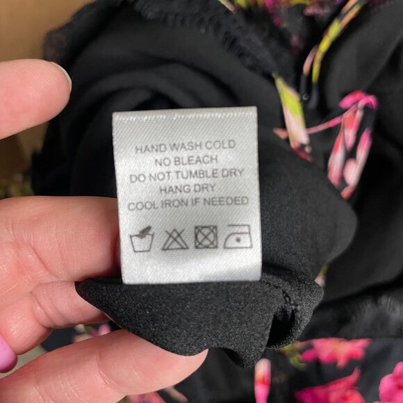 Lovers + Friends Floral Bahia Babydoll Dress Size Medium Lace Trim Black V-back - Picture 9 of 10